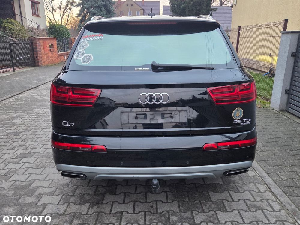 Audi Q7 - 7