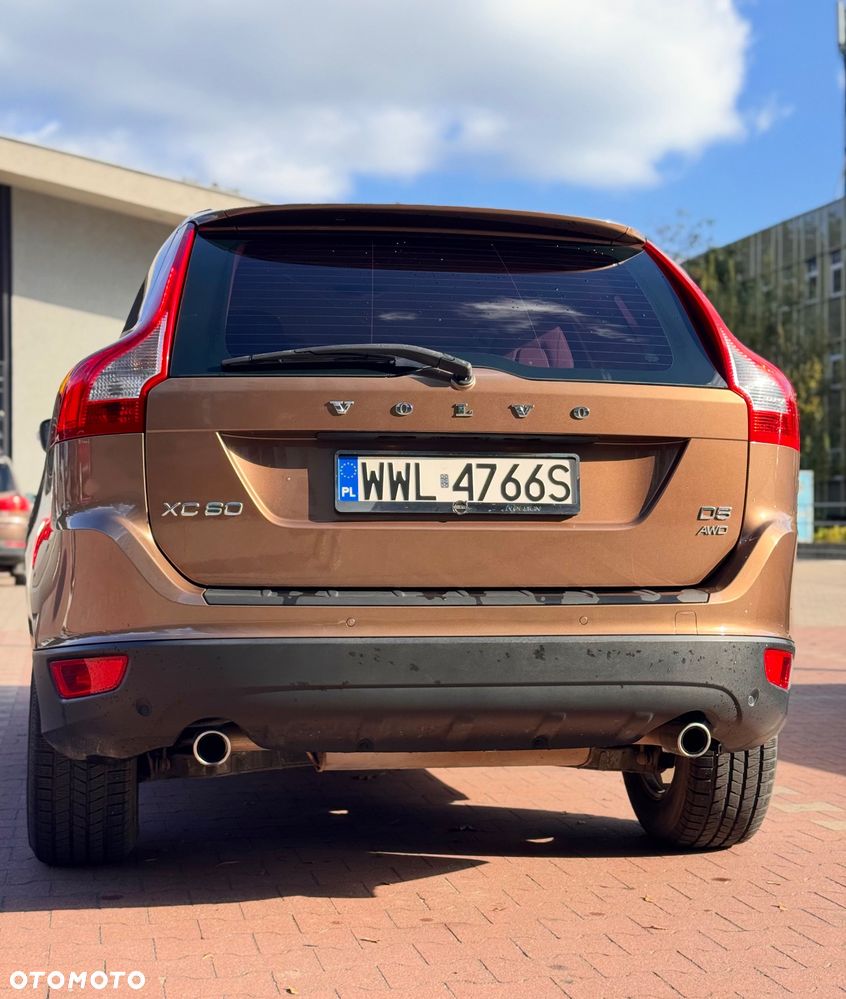 Volvo XC 60 D5 AWD Momentum - 7