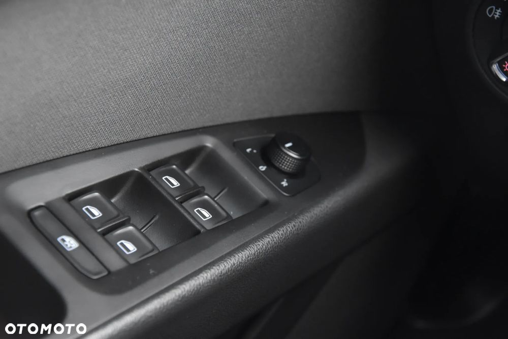 Seat Leon 2.0 TDI Style S&S - 23