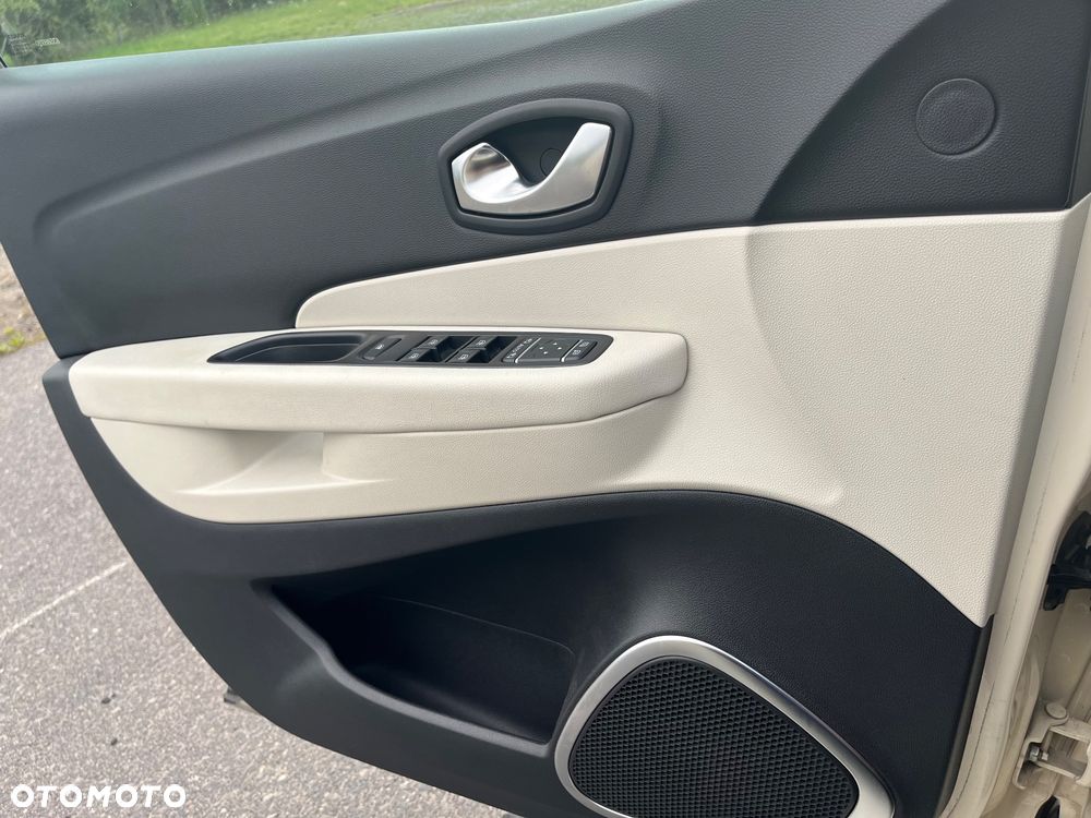 Renault Captur - 13