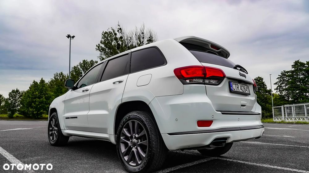 Jeep Grand Cherokee - 9