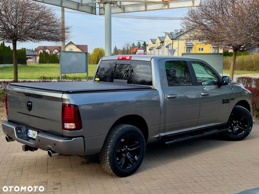 Dodge RAM 5.7 4x4 - 10