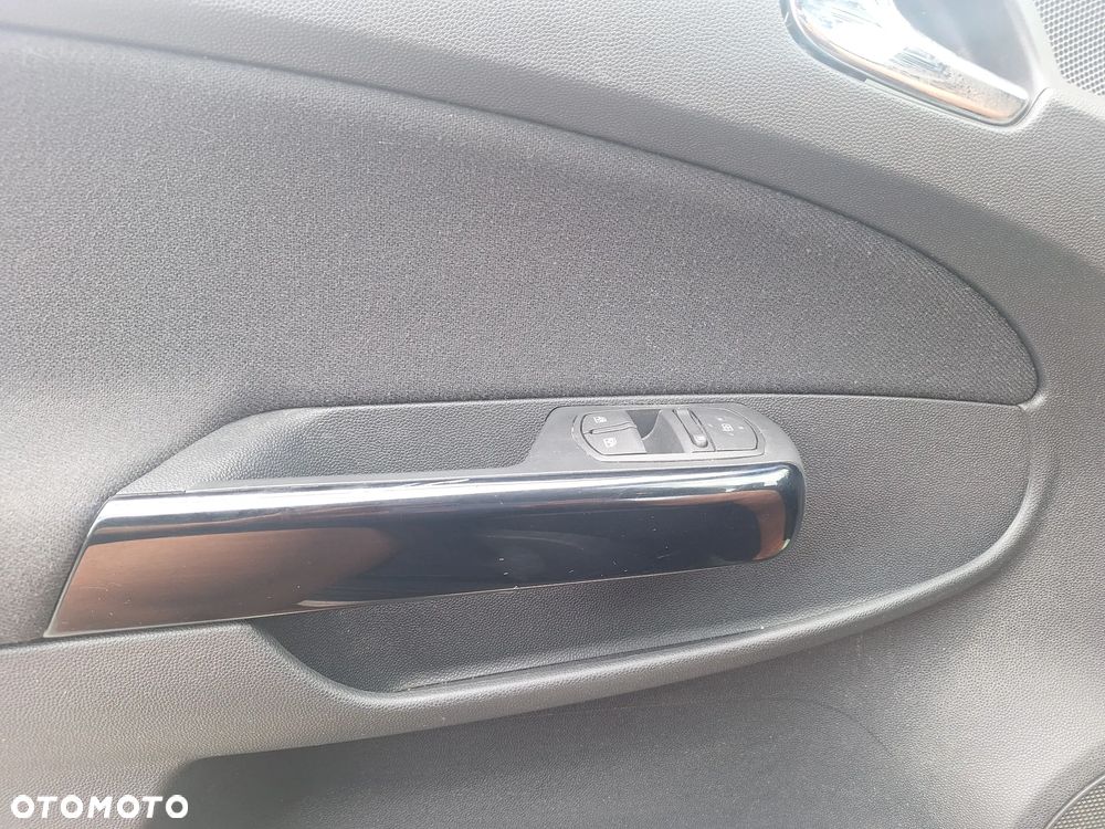 Opel Corsa 1.4 120 Jahre - 8
