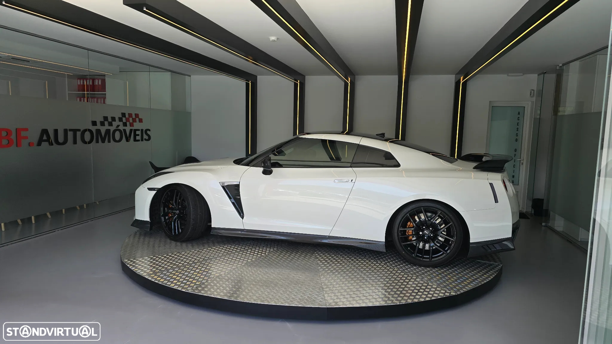 Nissan GT-R 3.8 V6 Pack Prestige - 13