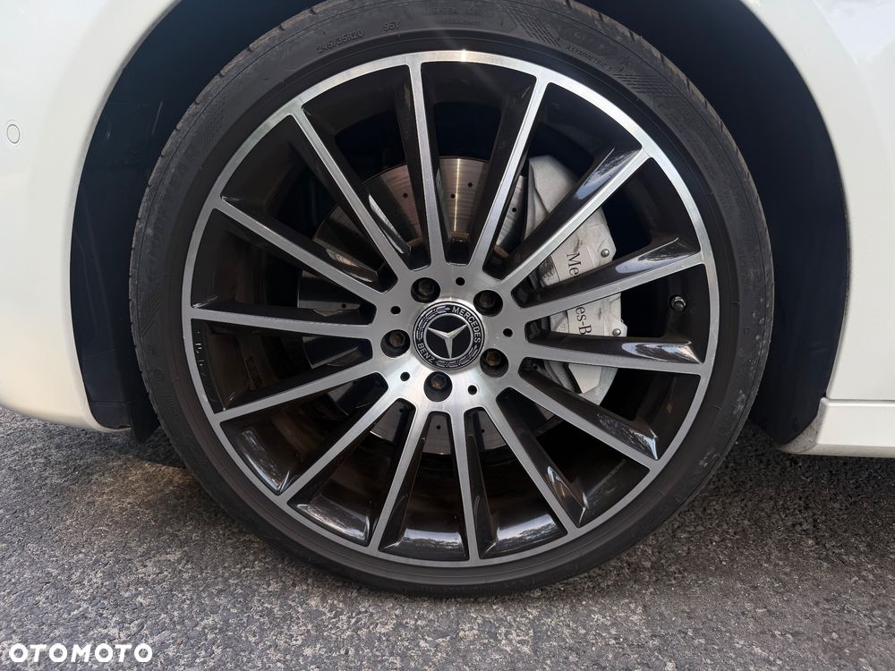 Mercedes-Benz Klasa E 400 d 4Matic 9G-TRONIC AMG Line - 22
