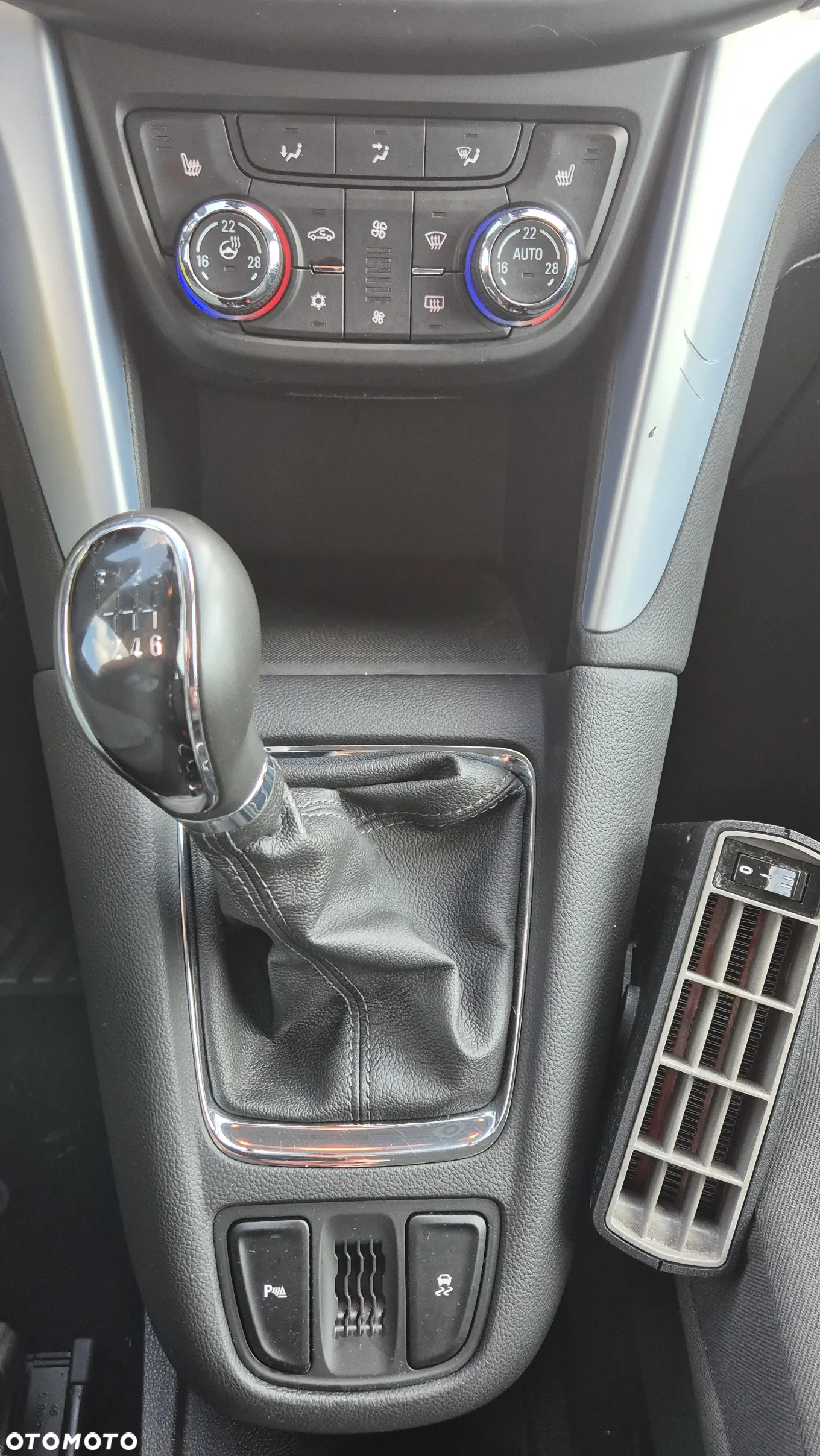 Opel Zafira - 13
