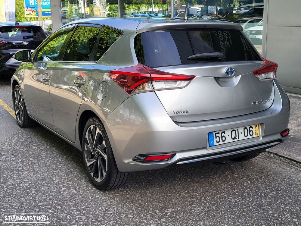 Toyota Auris - 5