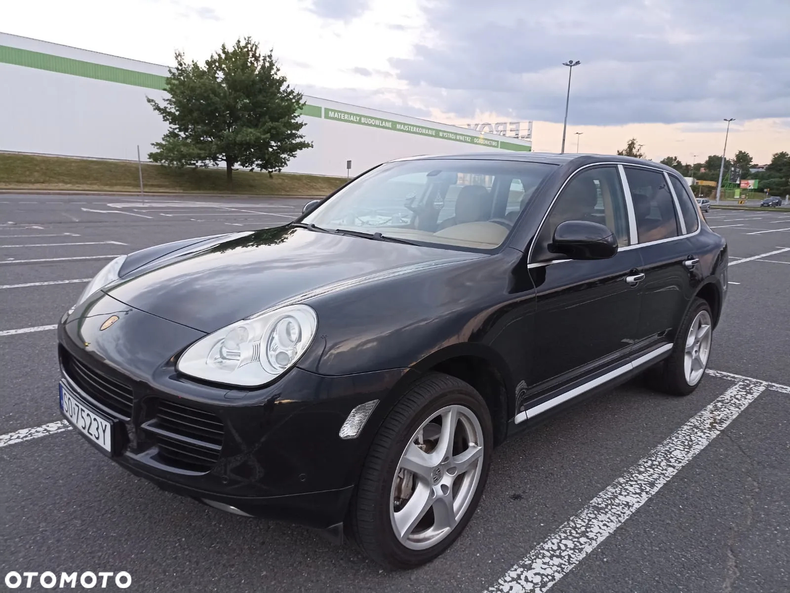 Porsche Cayenne - 2