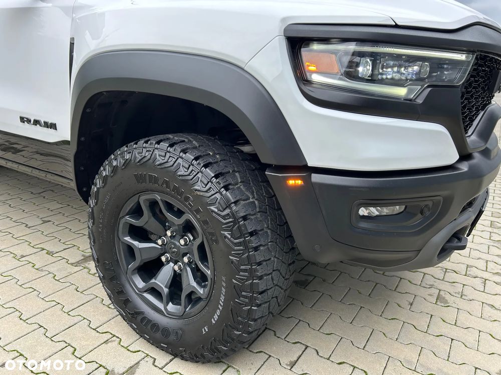 RAM 1500 TRX - 12