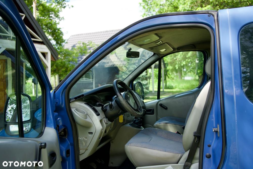 Renault Trafic - 10