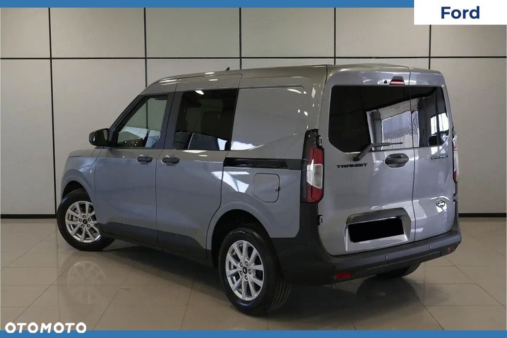Ford Transit Courier - 5