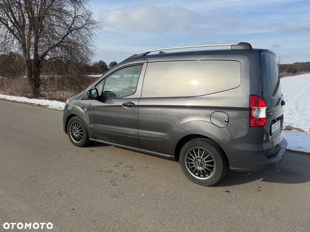 Ford Transit courier - 8