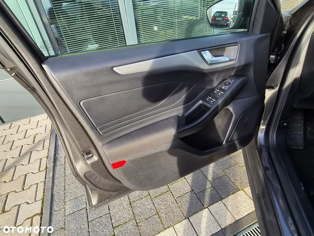 Ford Focus - 21