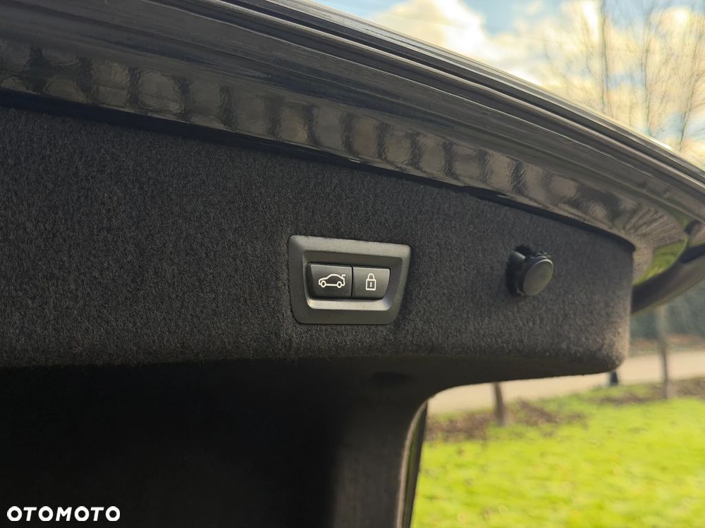 BMW Seria 7 730d xDrive - 31