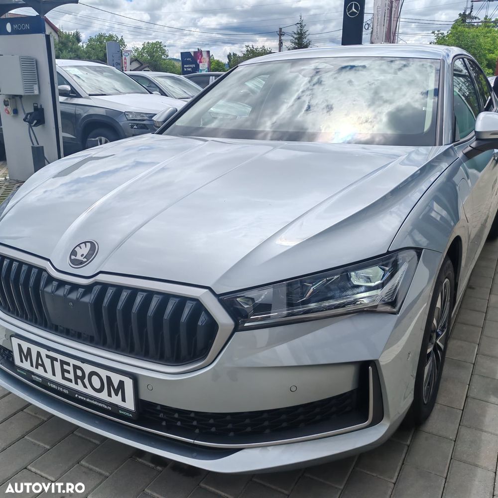 Skoda Superb 1.5 TSI iV DSG Selection - 4