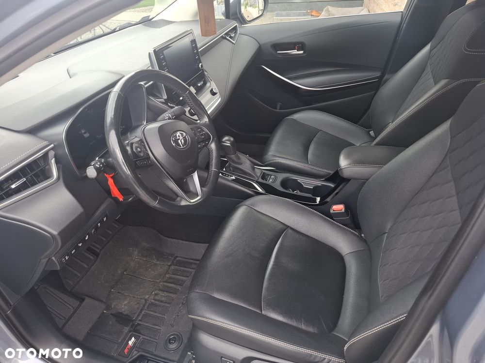 Toyota Corolla 1.8 Hybrid Executive - 8