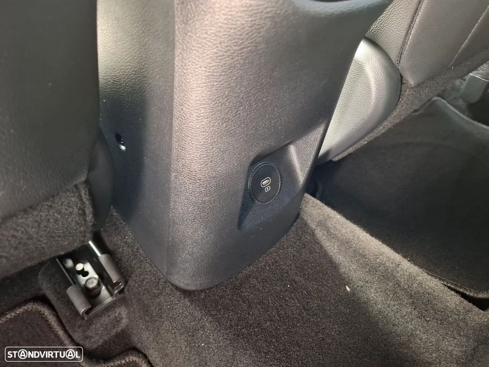 Kia XCeed 1.5 T-GDI Tech 7DCT - 27