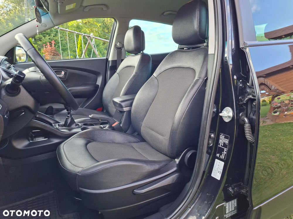 Hyundai ix35 1.7 CRDi 2WD Fifa World Cup Edition - 10