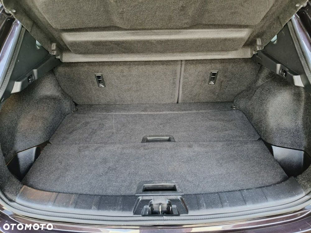 Nissan Qashqai 1.6 DIG-T Tekna - 16