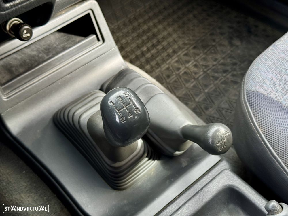 Mitsubishi L200 - 14
