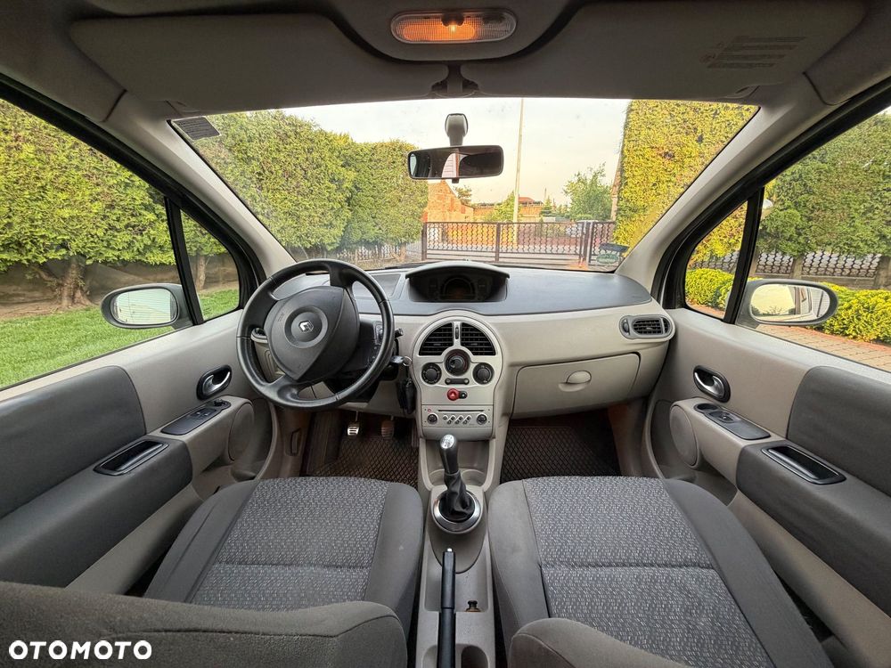 Renault Modus 1.6 16V Privilege - 3