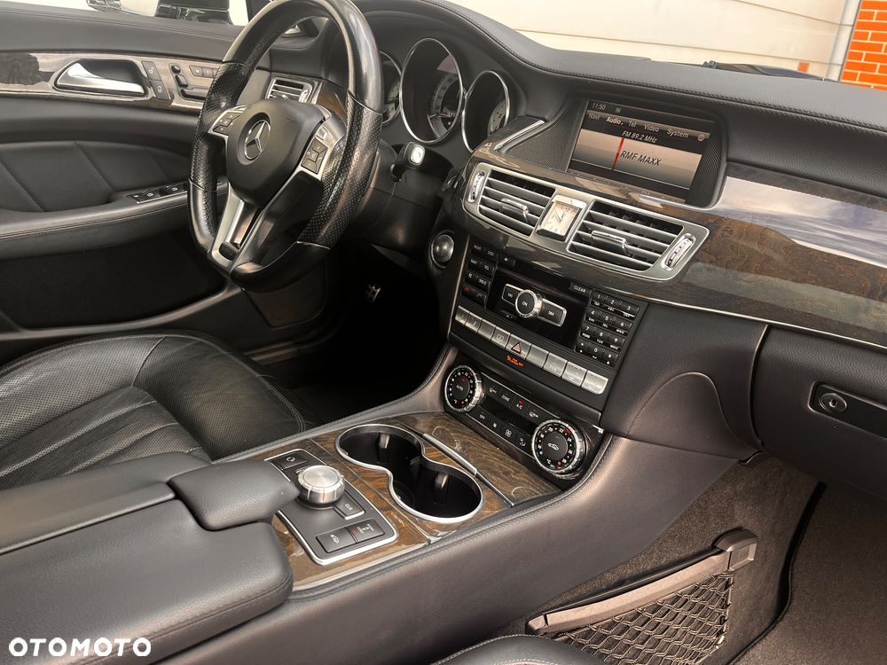 Mercedes-Benz CLS - 36