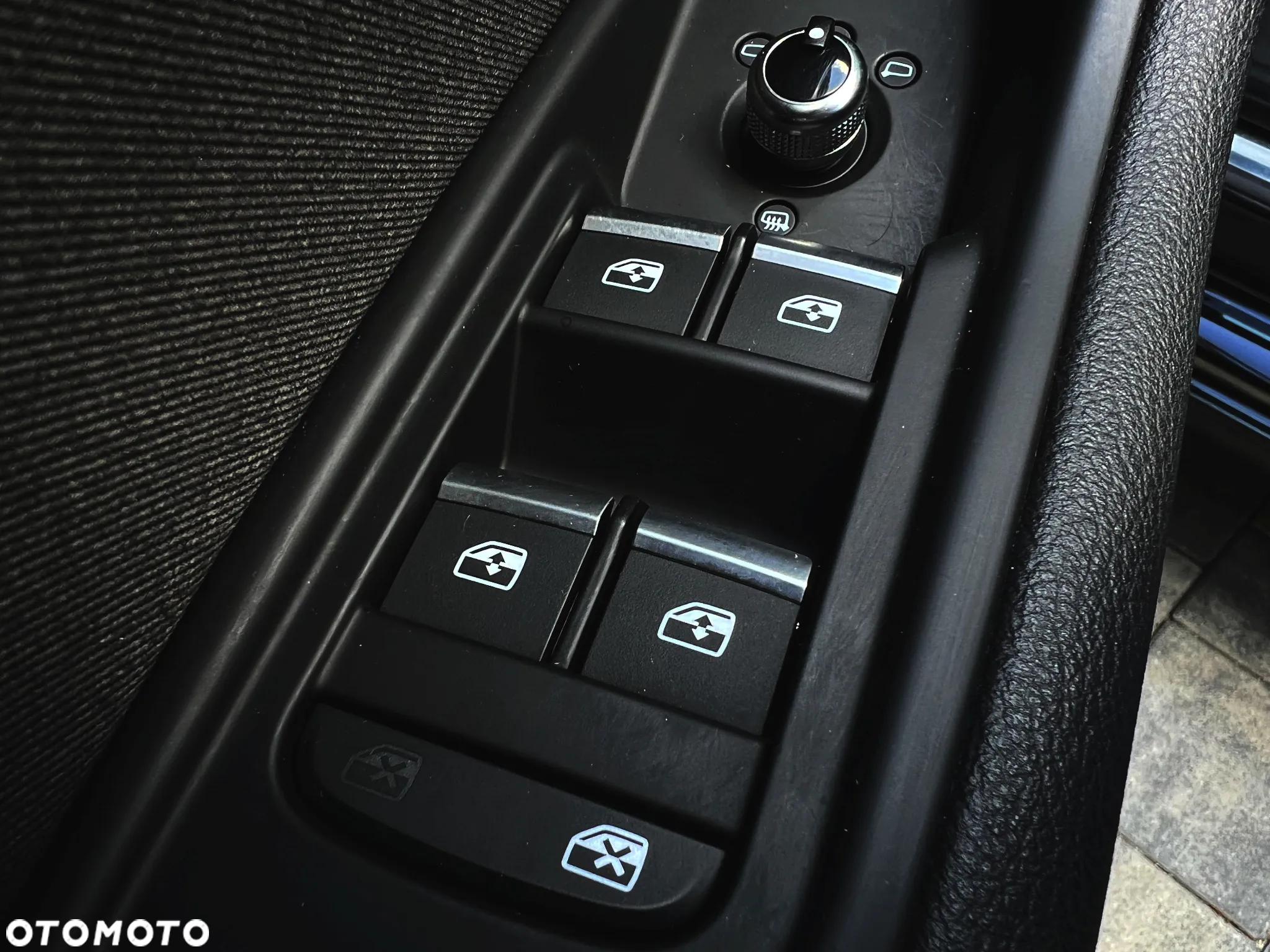 Audi A4 Avant 40 TDI S tronic - 35