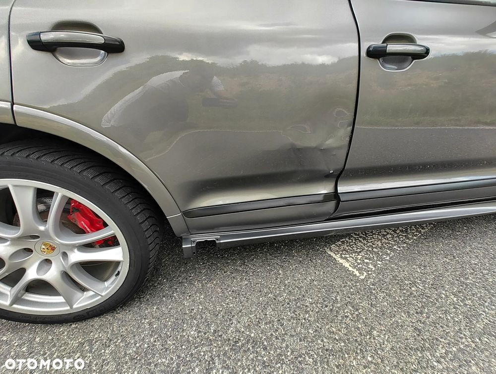 Porsche Cayenne - 9