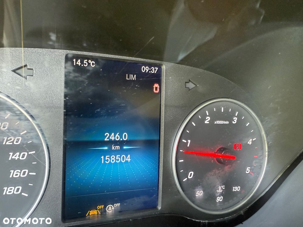 Mercedes-Benz Sprinter - 22