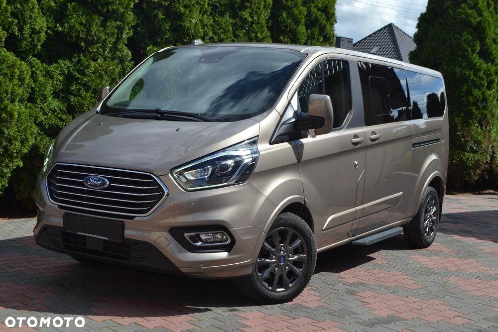 Ford Tourneo Custom 2.0 EcoBlue Hybrid L2 Titanium - 9