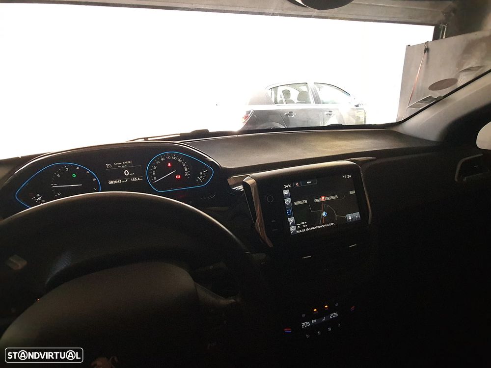 Peugeot 2008 PureTech 110 Stop&Start Allure - 23