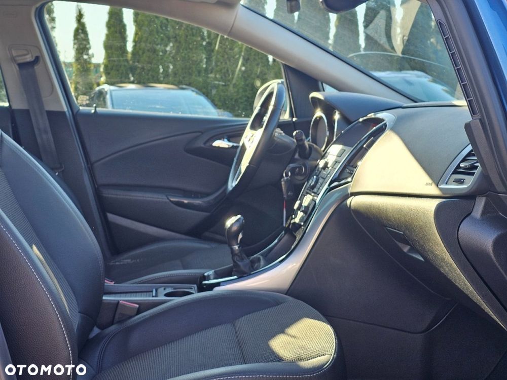 Opel Astra - 16