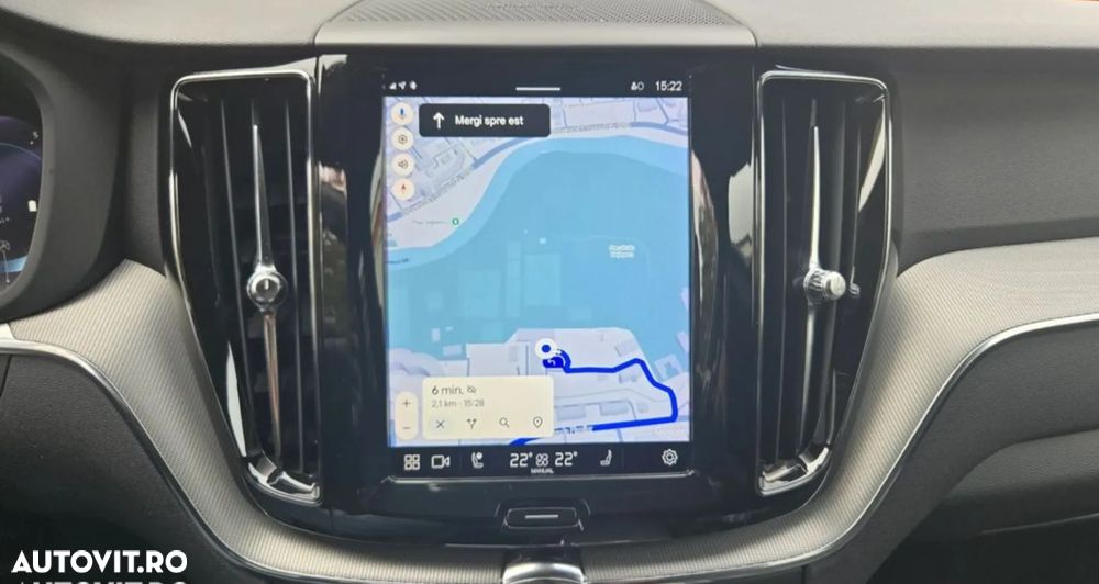 Volvo XC 60 B4 MHEV AWD R-Design - 21