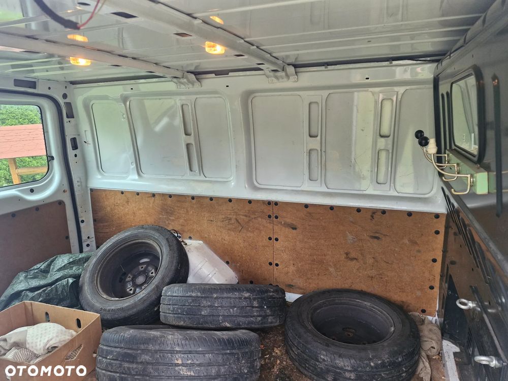 Ford Transit - 9