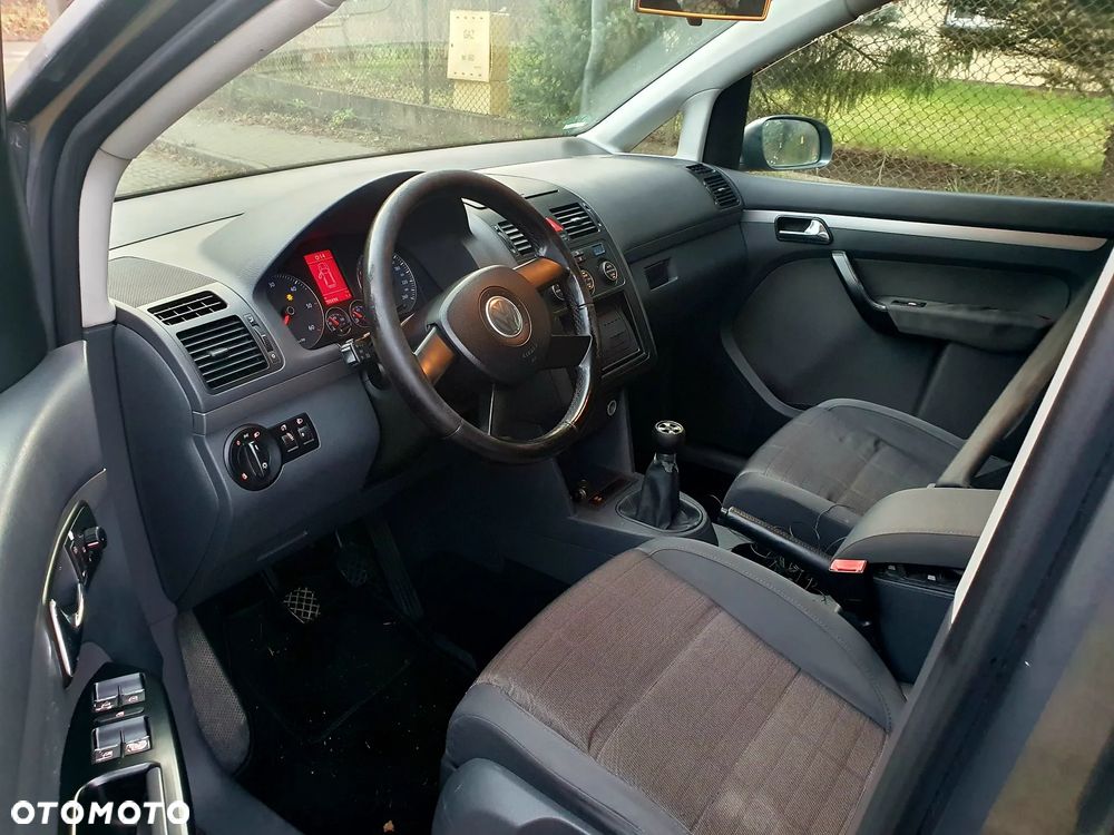 Volkswagen Touran 2.0 TDI Goal - 5