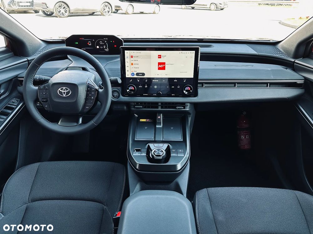 Toyota C-HR+ - 20