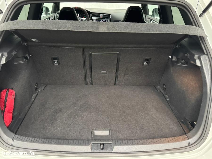 VW Golf GTI Clubsport DSG - 43