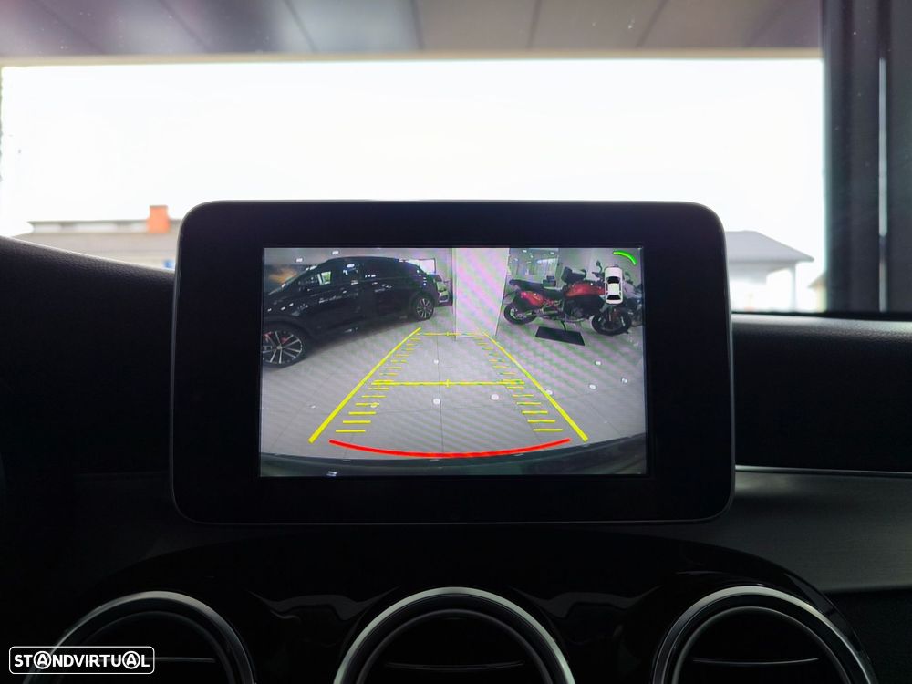 Mercedes-Benz GLC 250 d AMG Line 4-Matic - 13