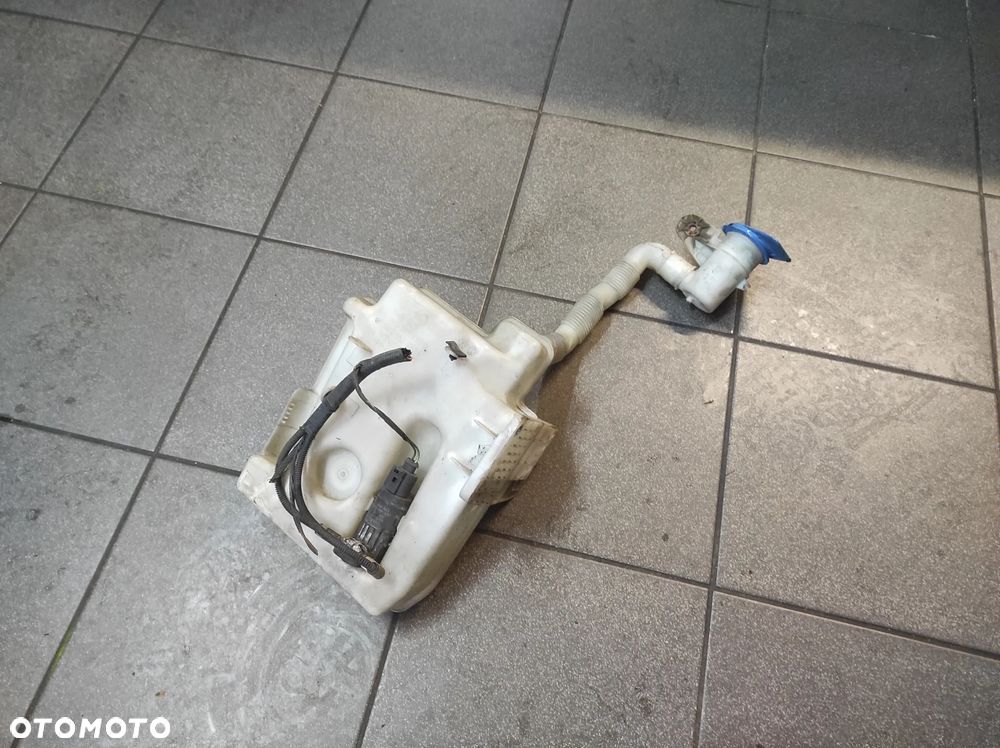 ZBIORNICZEK ZBIORNIK SPRYSKIWACZY 1K0955453Q 1K0955453R 1K0955453S AUDI A3 8P SKODA OCTAVIA 2  VW GOLF 5 6 PLUS HB KOMBI JETTA TIGUAN TOURAN CADDY EOS SEAT LEON 2 ALTEA TOLEDO 3 ALTEA XL WYSYŁKA !!!!!!!! - 1