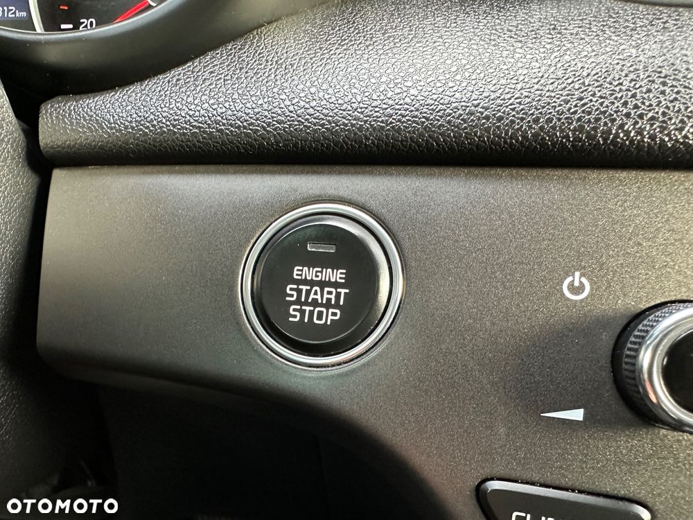 Kia Sportage 1.6 CRDI Black Edition 2WD - 20