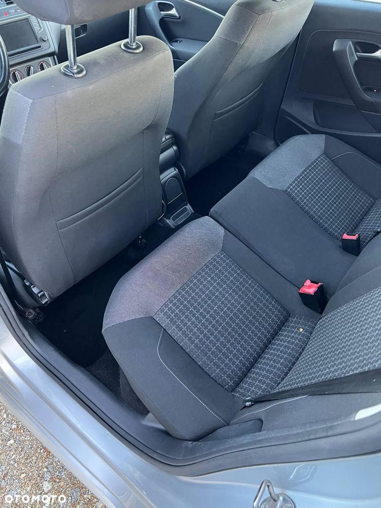 Volkswagen Polo 1.4 TDI (Blue Motion Technology) Highline - 15