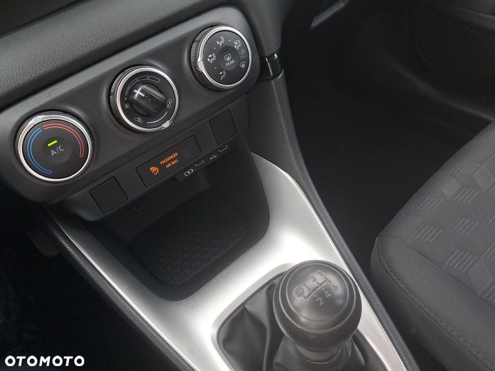 Toyota Yaris 1.5 Active - 27