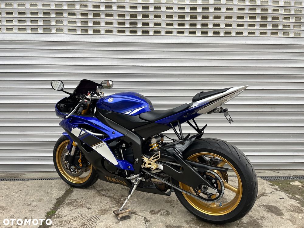 Yamaha R6 - 8