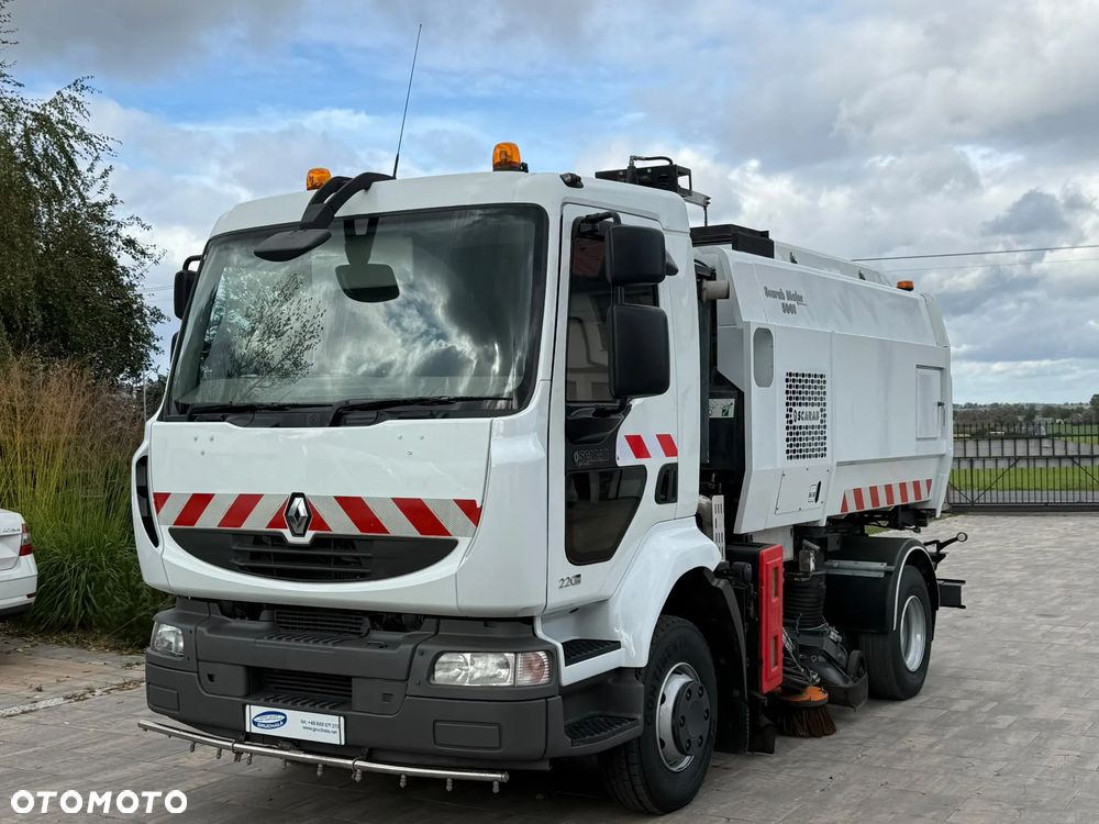 Renault Midlum 220 DXI - 3