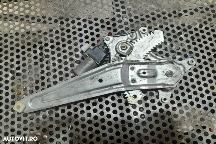Macara geam fata dreapta electrica 83560-61M00 262100-5670 83560-61M0 - 2