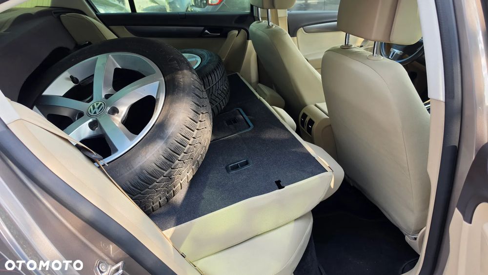 Volkswagen Passat 2.0 TDI Highline DSG - 17