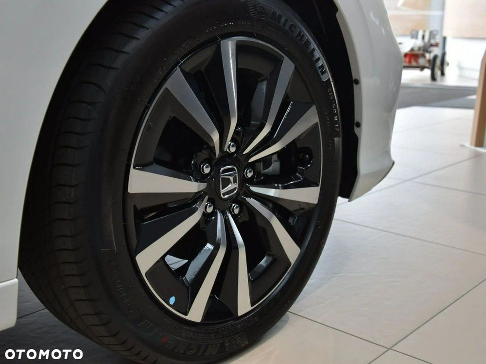 Honda Civic 2.0 i-MMD eHEV Elegance CVT - 10