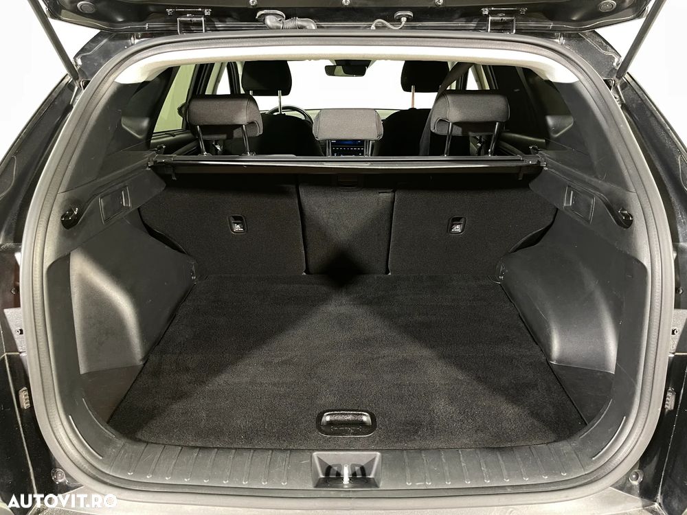 Hyundai Tucson 1.6 CRDi 48V-Hybrid 4WD DCT Trend - 12