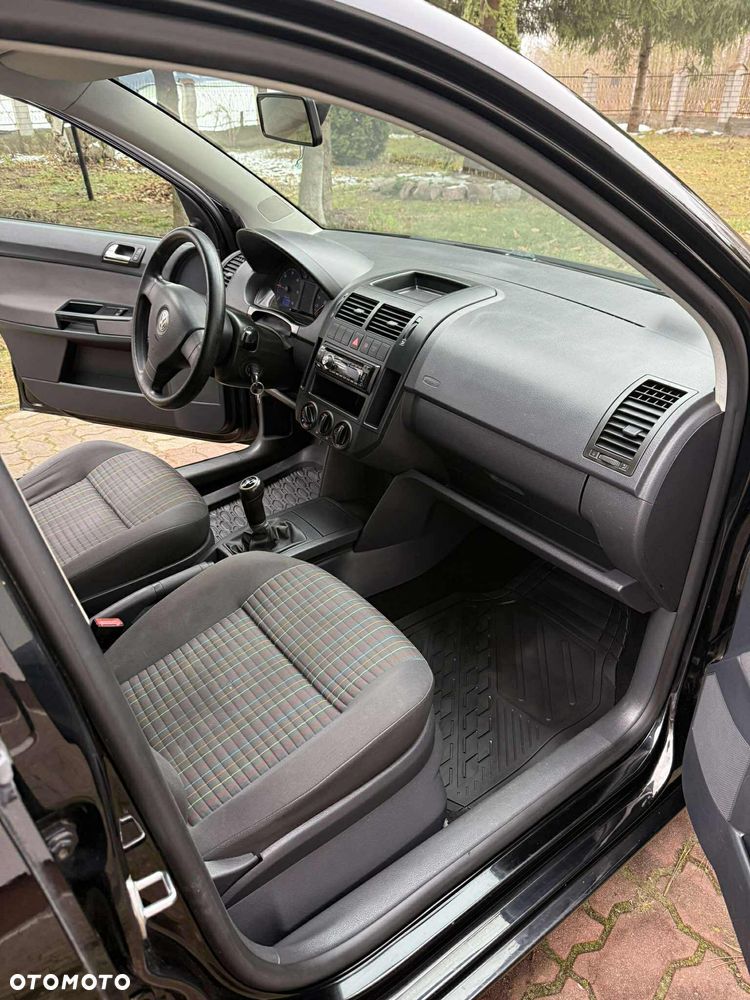 Volkswagen Polo 1.4 TDI Trendline - 12