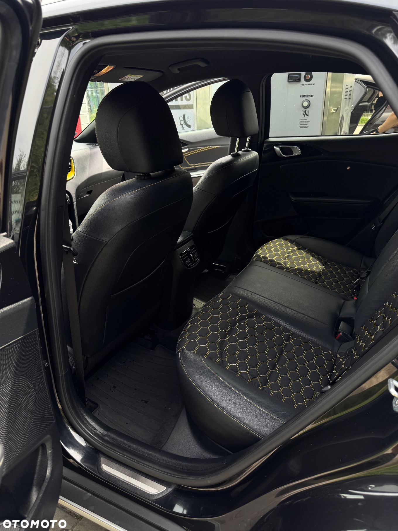 Kia XCeed 1.5 T-GDI L Business Line DCT - 10